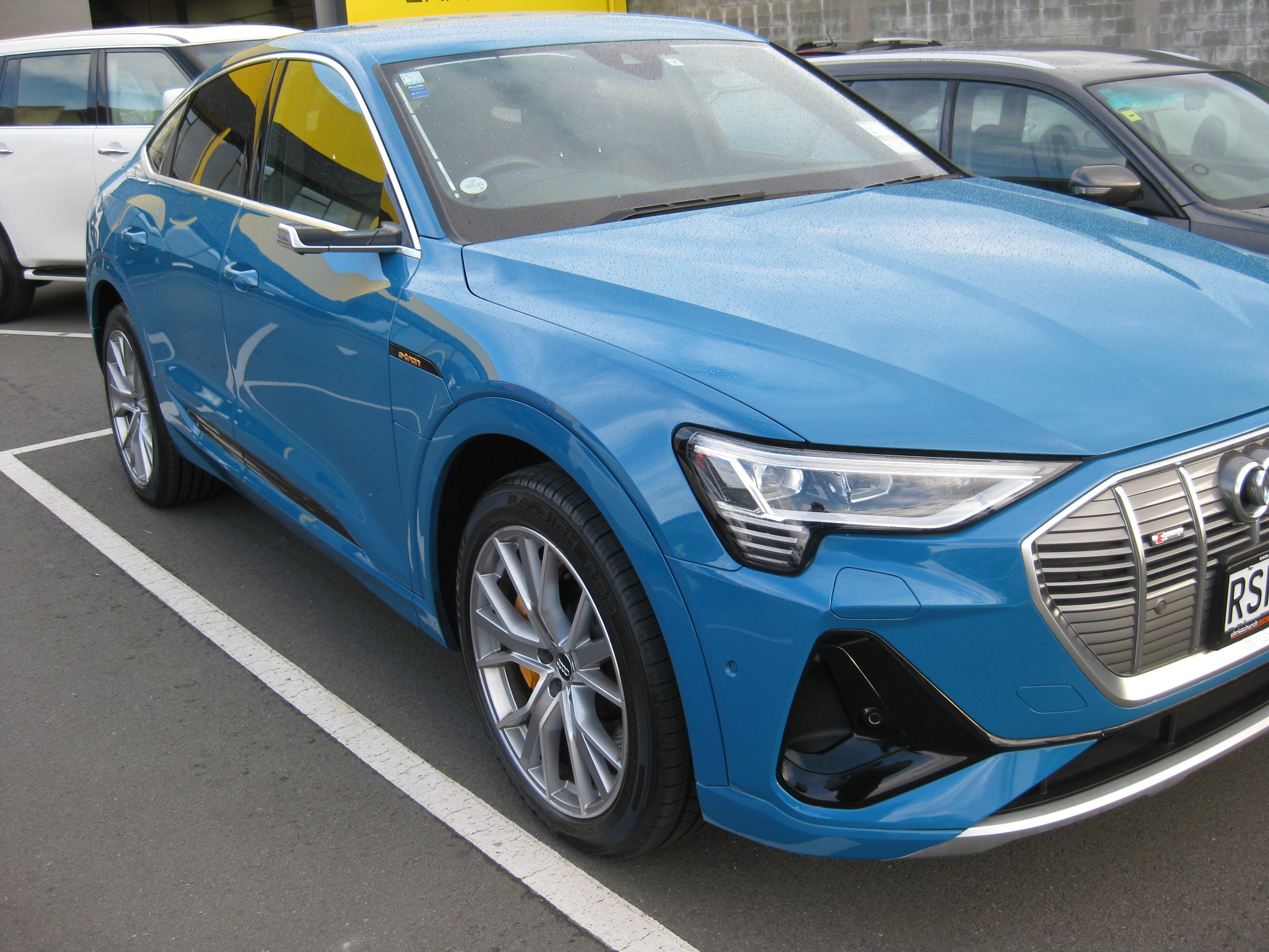 AUDI E-TRON STATIONWAGON 2019-CURRENT